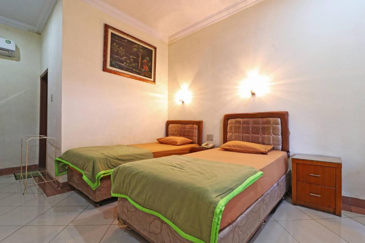 Hotel Melati Medan Esterno foto
